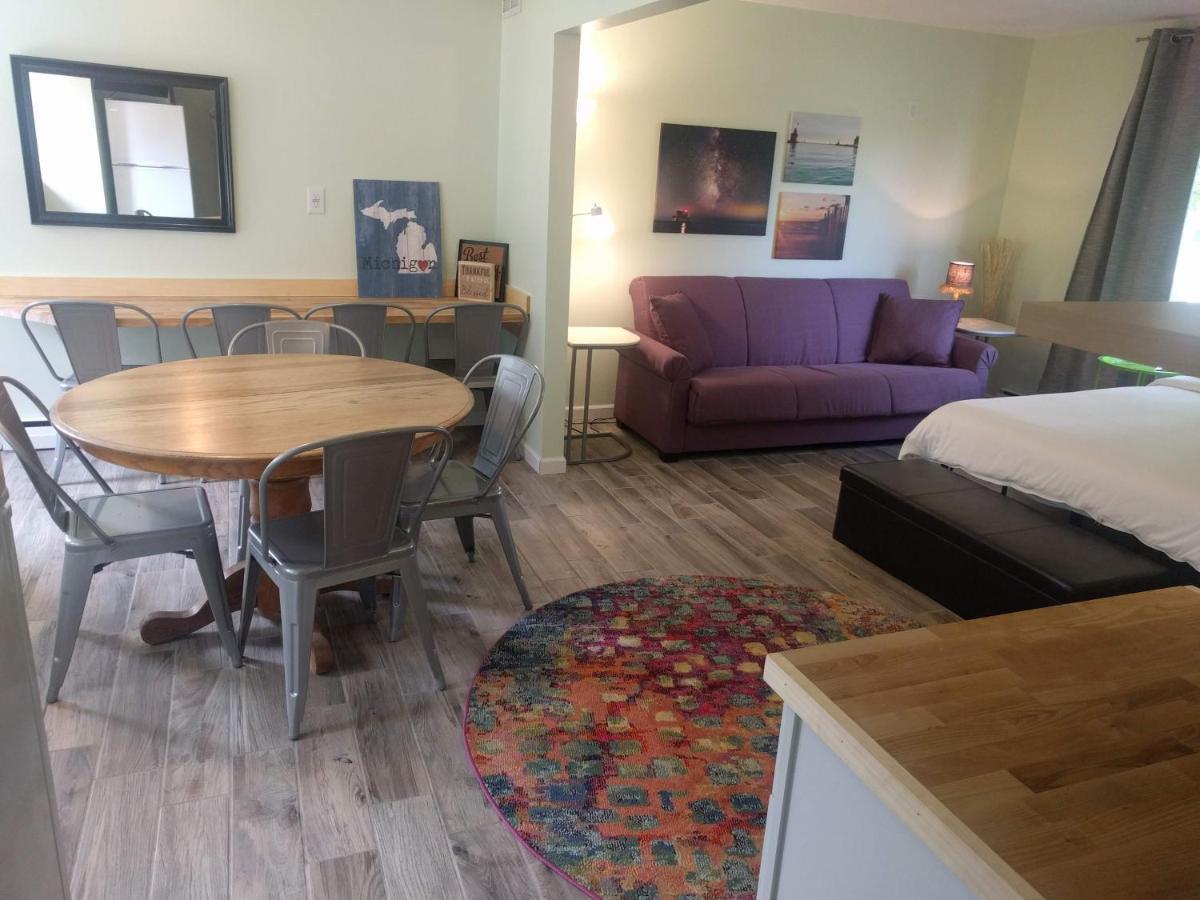 Hop & Vine Inn Fennville المظهر الخارجي الصورة